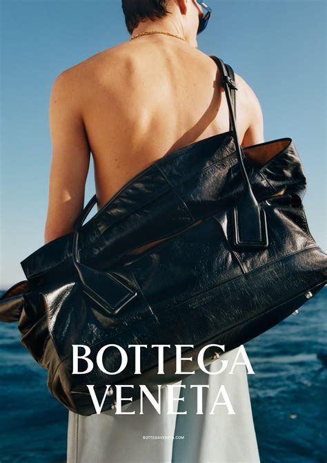 bottega veneta italia.